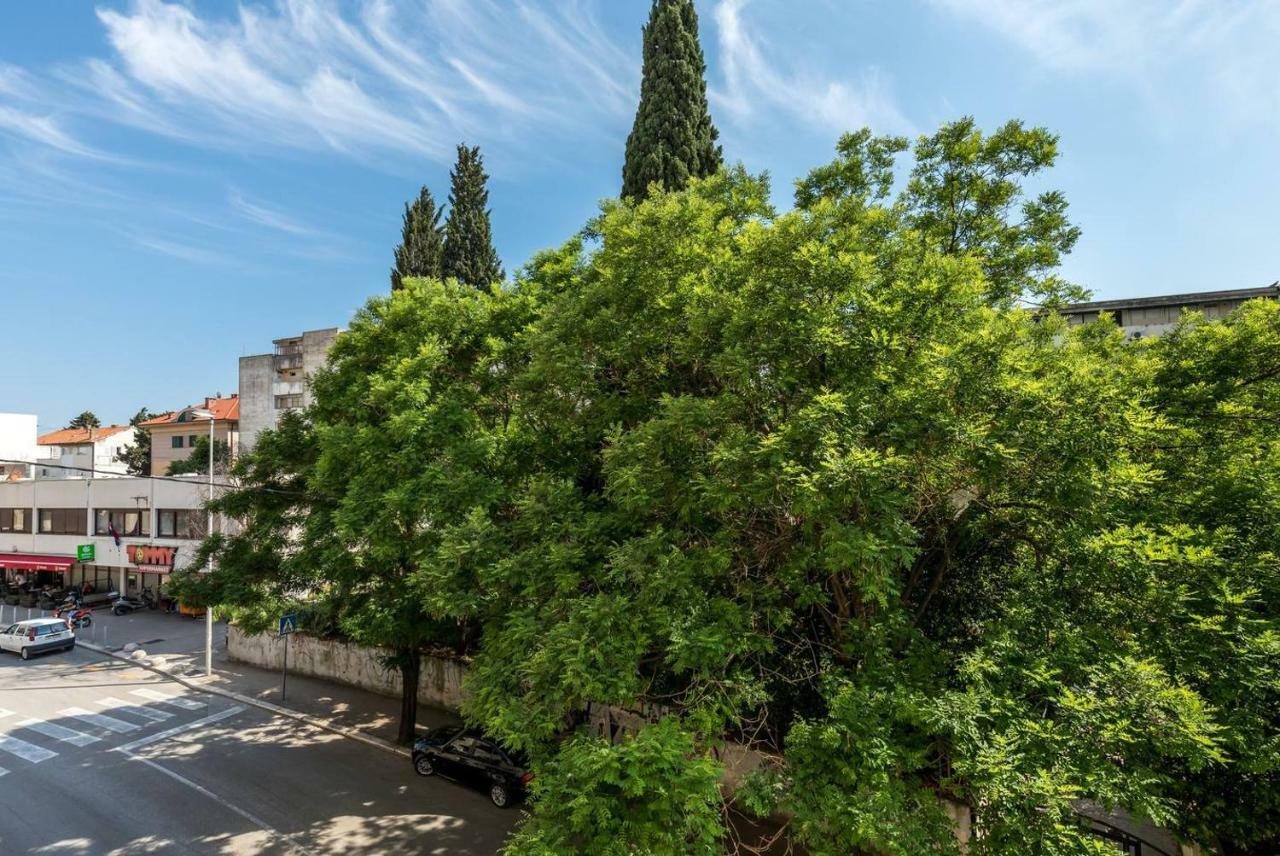 Apartments Cezar Сплит Экстерьер фото